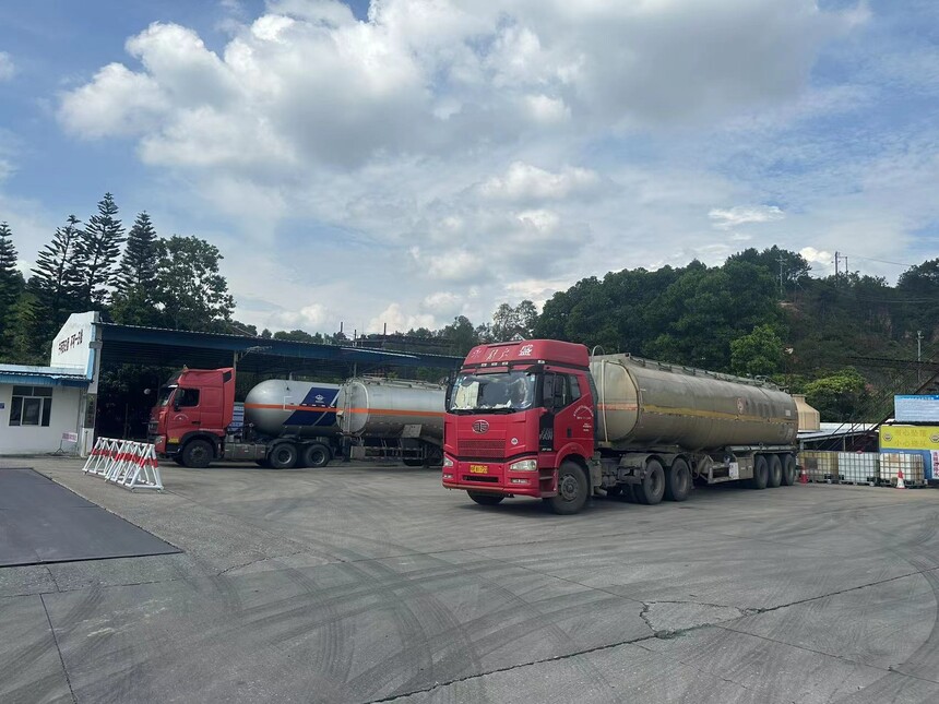 1701153672147635.jpg 14.jpg